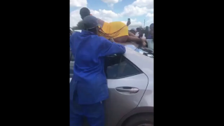 See Hot sa gal doing in publiccc