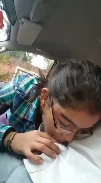 Watch Gilr Saking stepbro in a car