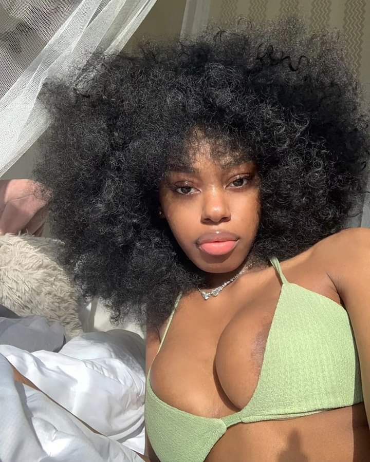 Hot girrl booobs on TikTok