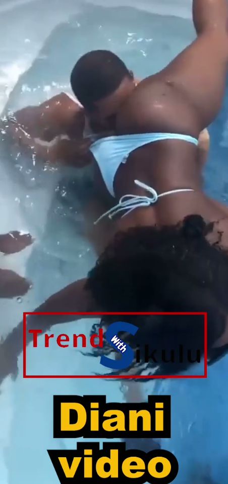 Guy Eating Girl’s Pussy And Ass In The Pool In Public