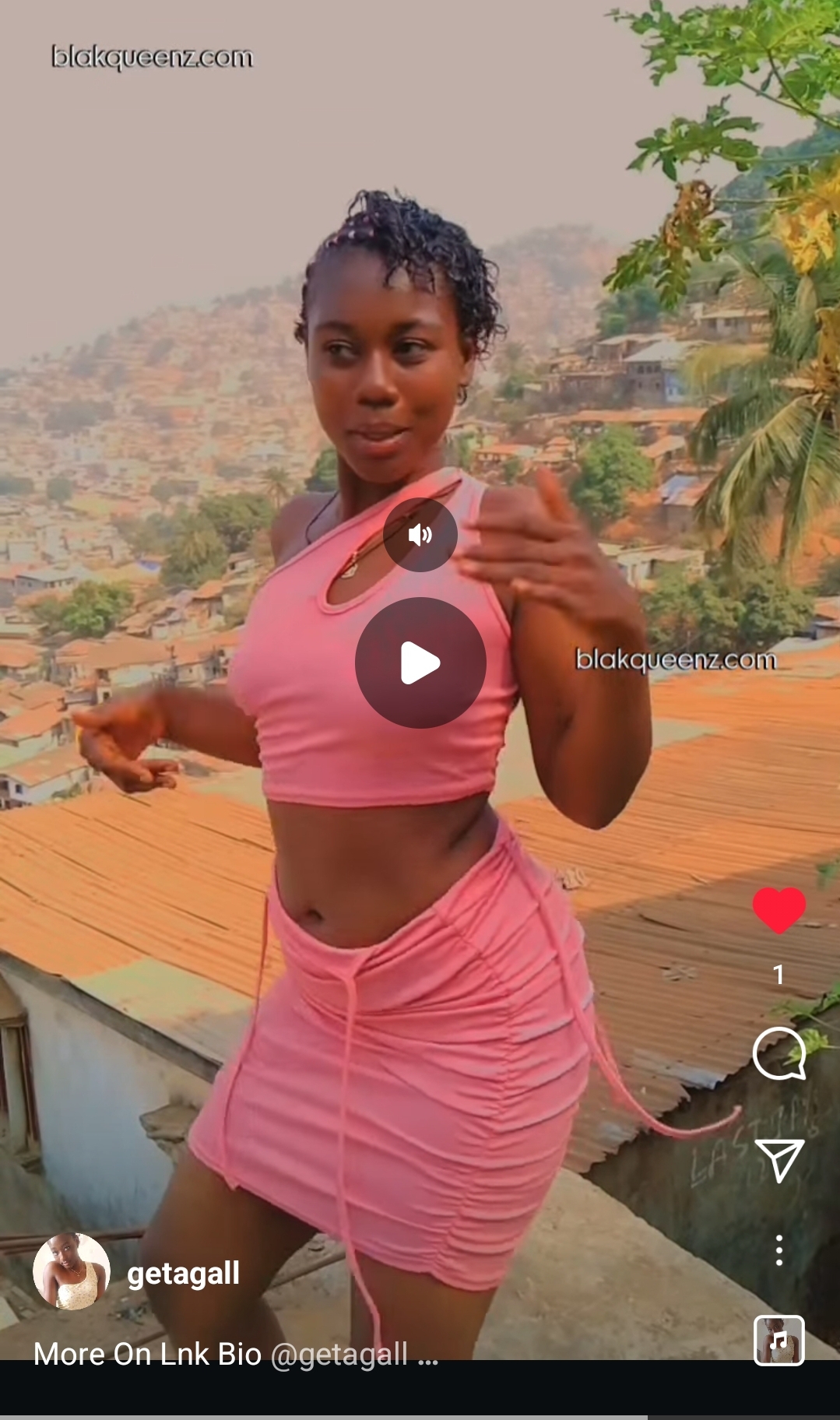 Watch Smªll pussccy gall making it wettt