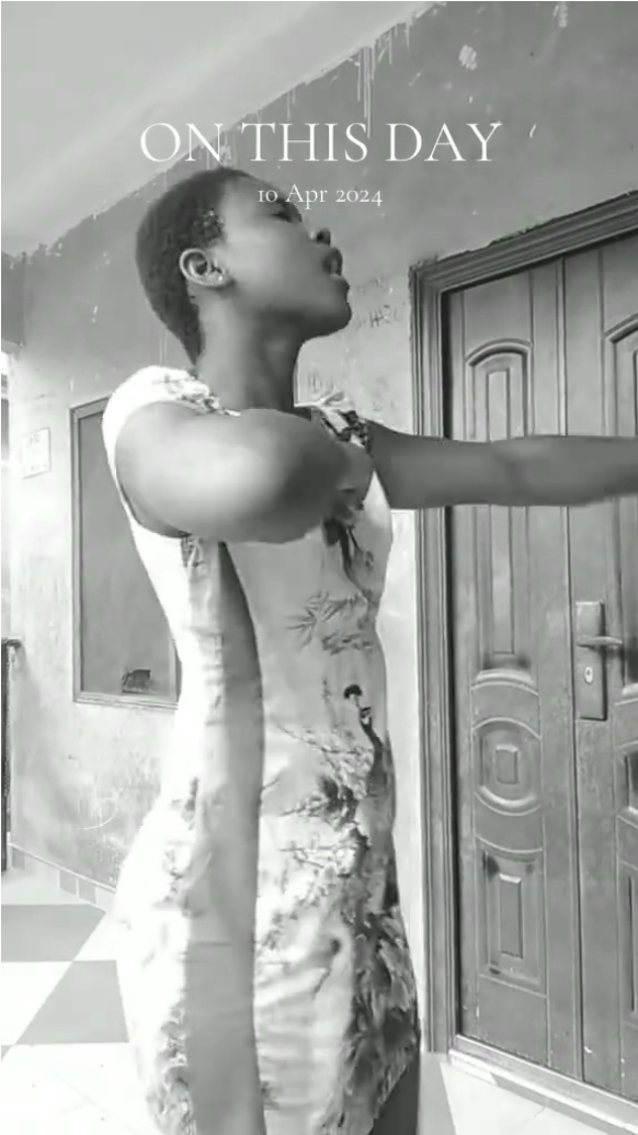 Tiktok girl					2