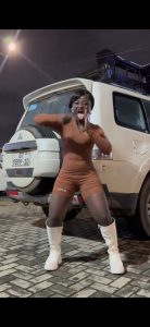 Watch Hornny att homme alloone