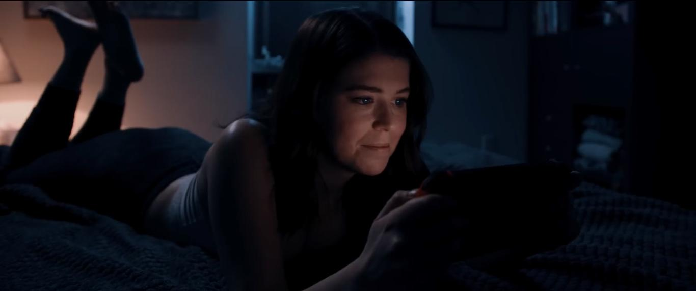 A young woman discovers a frightening video game character intent on crossing into the real world blakqueenz.com