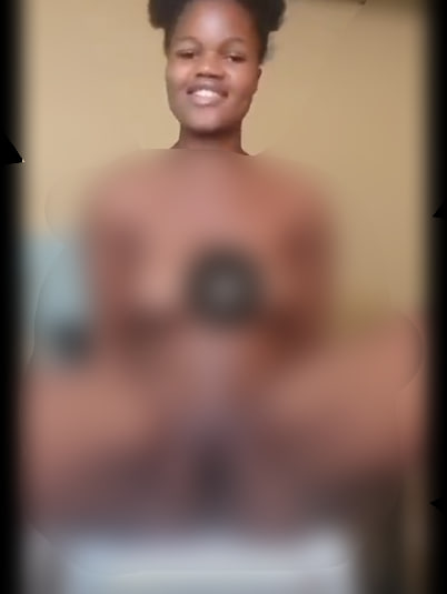 Watch Azigi Of Ghana Nurse Trending